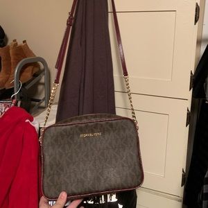 Michael Kors Cross body